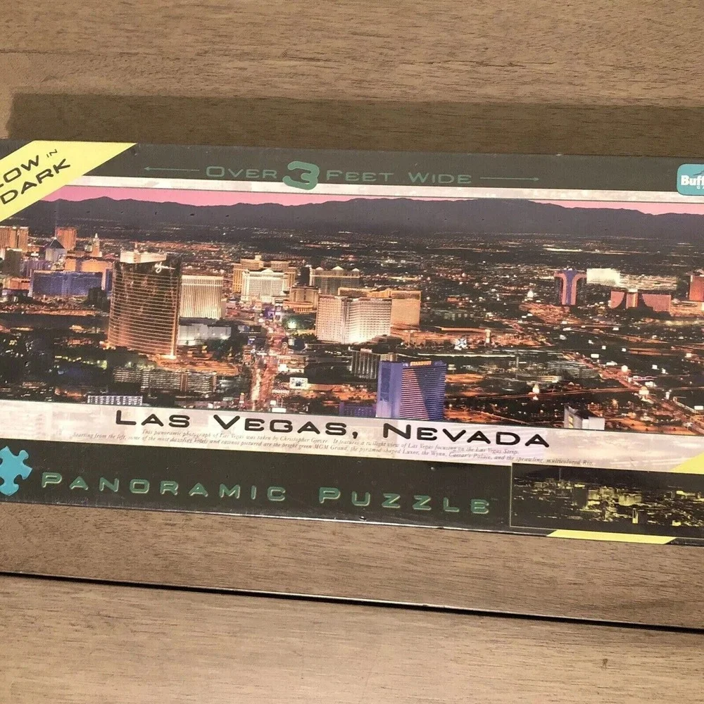 Las Vegas Nevada Glow in the Dark 750 Pieces Panoramic Puzzle Unopened Brand New